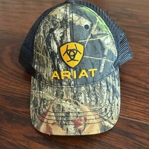 Ariat Woodland Camo and Black Cap
